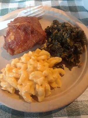 Gus's World Famous Fried Chicken