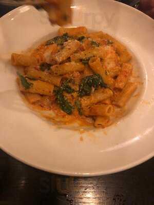 Maggiano’s Little Italy