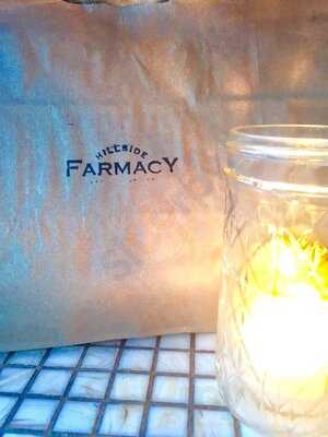 Hillside Farmacy