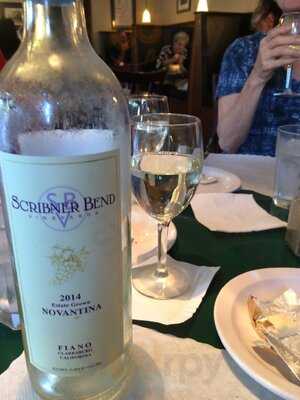 Freeport Bar & Grill