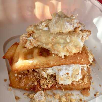 Hot Chicken Takeover