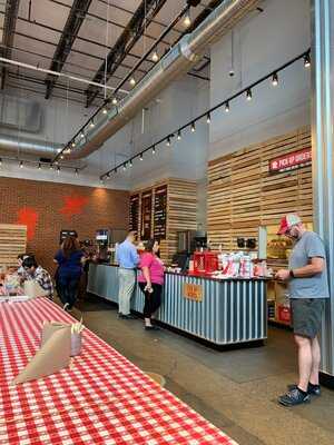 Hot Chicken Takeover