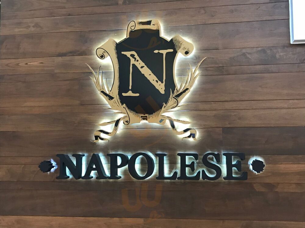 Napolese Pizzeria At The Fashion Mall