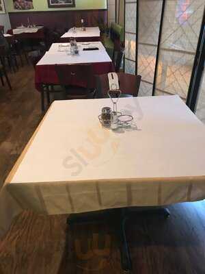 Vindoli’s Italian Restaurant Bar & Grill