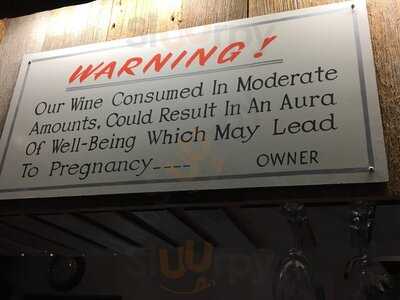 Vinoklet Winery, Restaurant & Vineyard