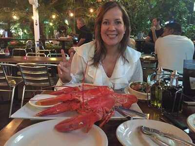 Catch Of The Day Seafood Bar & Grill