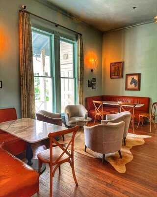 Mattie's At Green Pastures