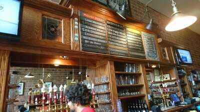 Elliott Bay Brewery Pub
