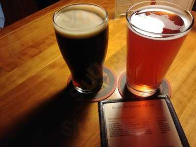 Elliott Bay Brewery Pub
