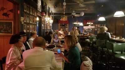 Mckinnon's Louisiane Restaurant