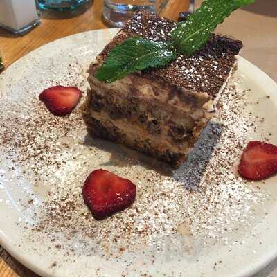 Giovanni's Brooklyn Eats