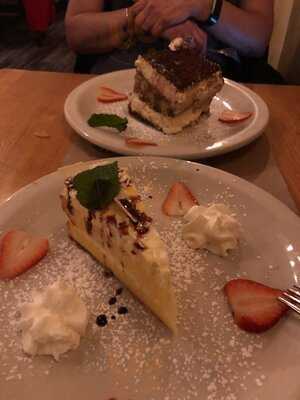 Giovanni's Brooklyn Eats