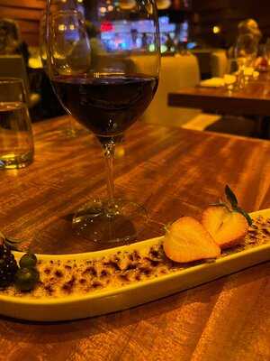 Stack Restaurant And Bar