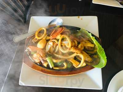 Papaya Thai Cuisine & Sushi Bar