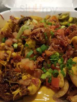 Rooster's Restaurant & Bar