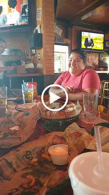 Rooster's Restaurant & Bar