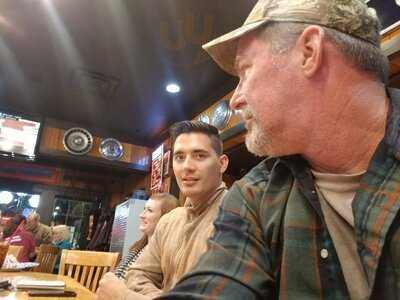 Famous Dave's Bar-b-que