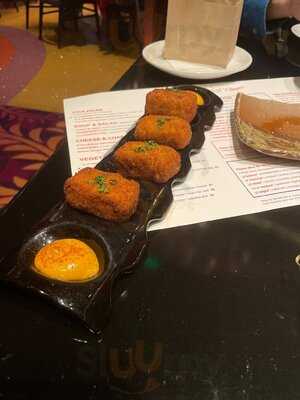 Julian Serrano Tapas