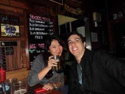 Rockys Crown Pub