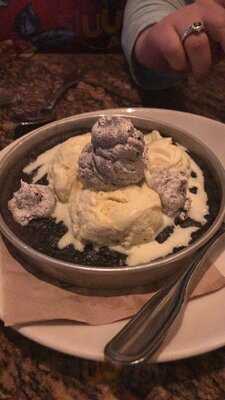 Bj's Restaurant & Brewhouse