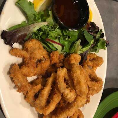 Golden Wok Chinese Restaurant