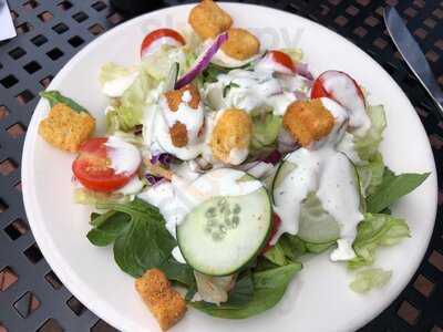 Boston's Restaurant & Sports Bar