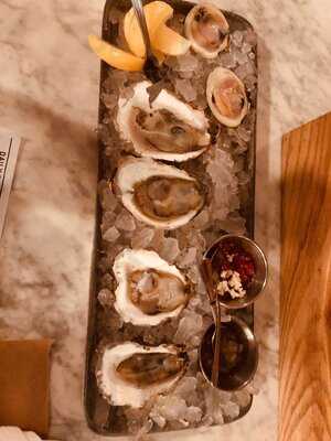 Greenpoint Fish & Lobster Co.