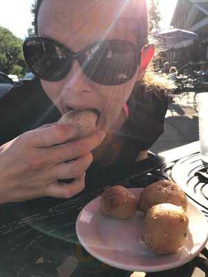 Onesto Pizza & Trattoria