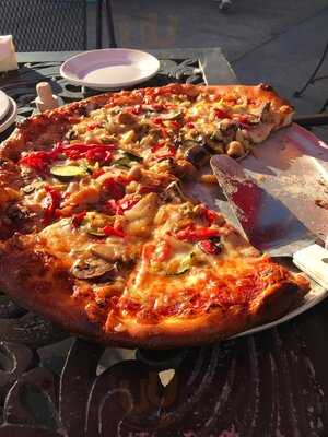 Onesto Pizza & Trattoria