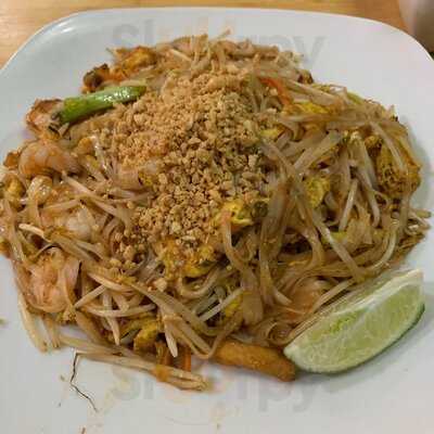 Asian Gourmet & Sushi Bar