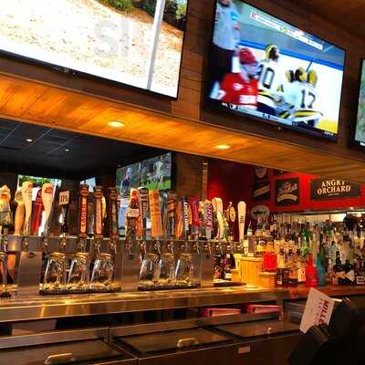 Miller's Ale House - Tampa Airport