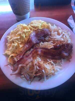 Lucky's Lunch Counter