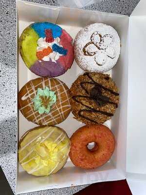 Mojo Donuts & Fried Chicken