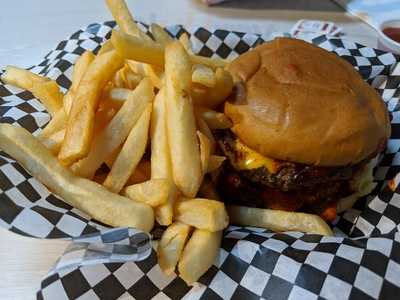 Little Red Hamburger Hut