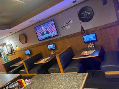 Neighbors Bar And Grill