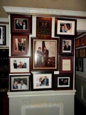 Giovanni's On The Hill