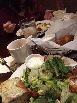 Stanford's Restaurant And Bar