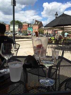 V-no Wine Bar And Shop