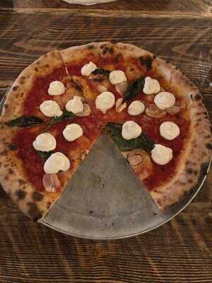 Paulie Gee's Hampden