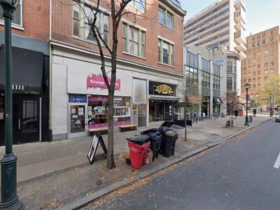 Bareburger - Midtown Village