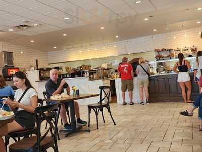 The Daily Bread Bakery & Cafe