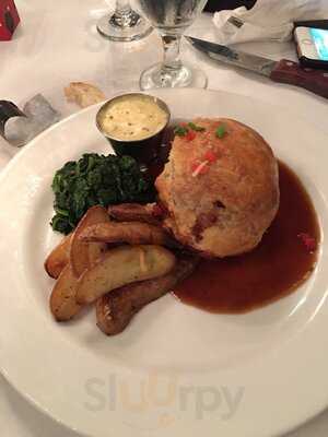 Petite Violette Restaurant