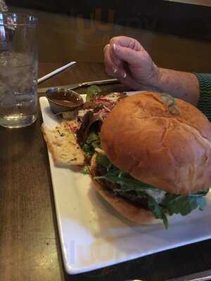 The Barrel Room-vintage Wine Bar & Bistro