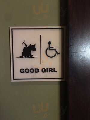 Lazy Dog Restaurant & Bar