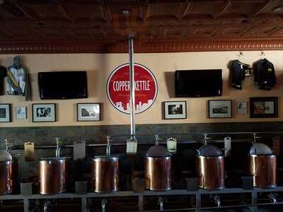 Hough's Taproom & Brewpub