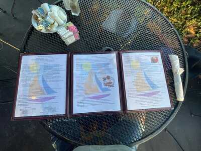 Russell's Marina Grill