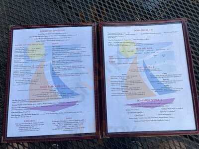 Russell's Marina Grill