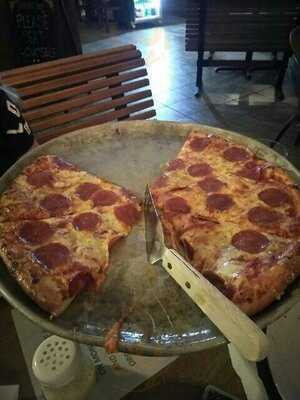 Sally O'neal's Pizza Hotline