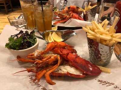 Burger & Lobster