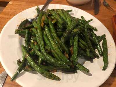 Helen's Asian Kitchen